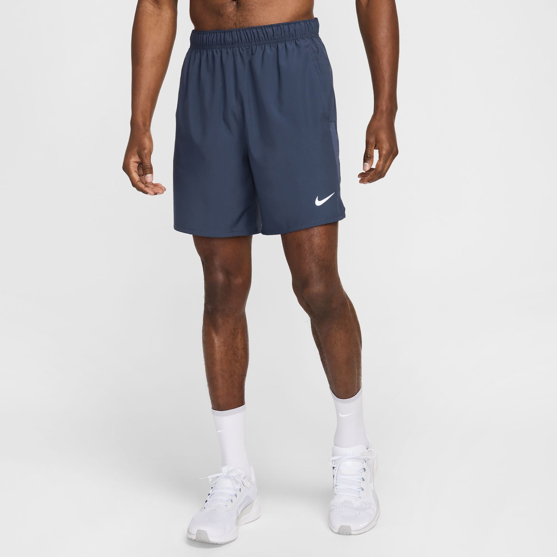 Nike Dri-Fit Dri-Fit Challenger 7in Unlined Versatile Szorty - ciemnoniebieski, srebrny