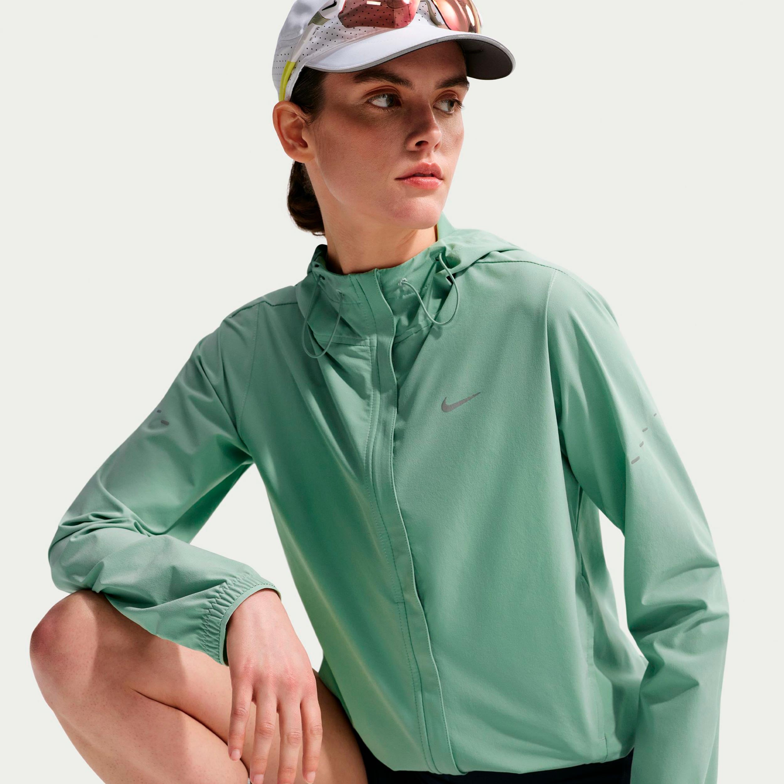 Nike Swift Kurtka do biegania Kobiety - jasnozielony, srebrny