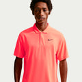 Dri-Fit Victory Court Solid Polo Mężczyźni - koral, czarny