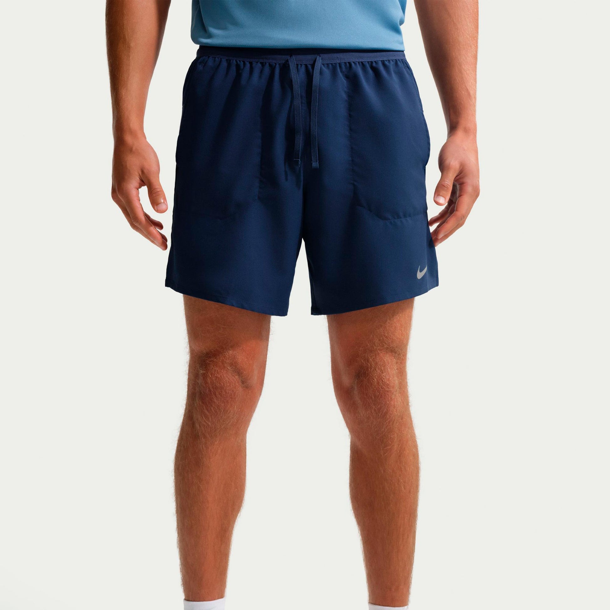 Nike STRIDE 7IN Spodenki do biegania Mężczyźni - ciemnoniebieski, srebrny