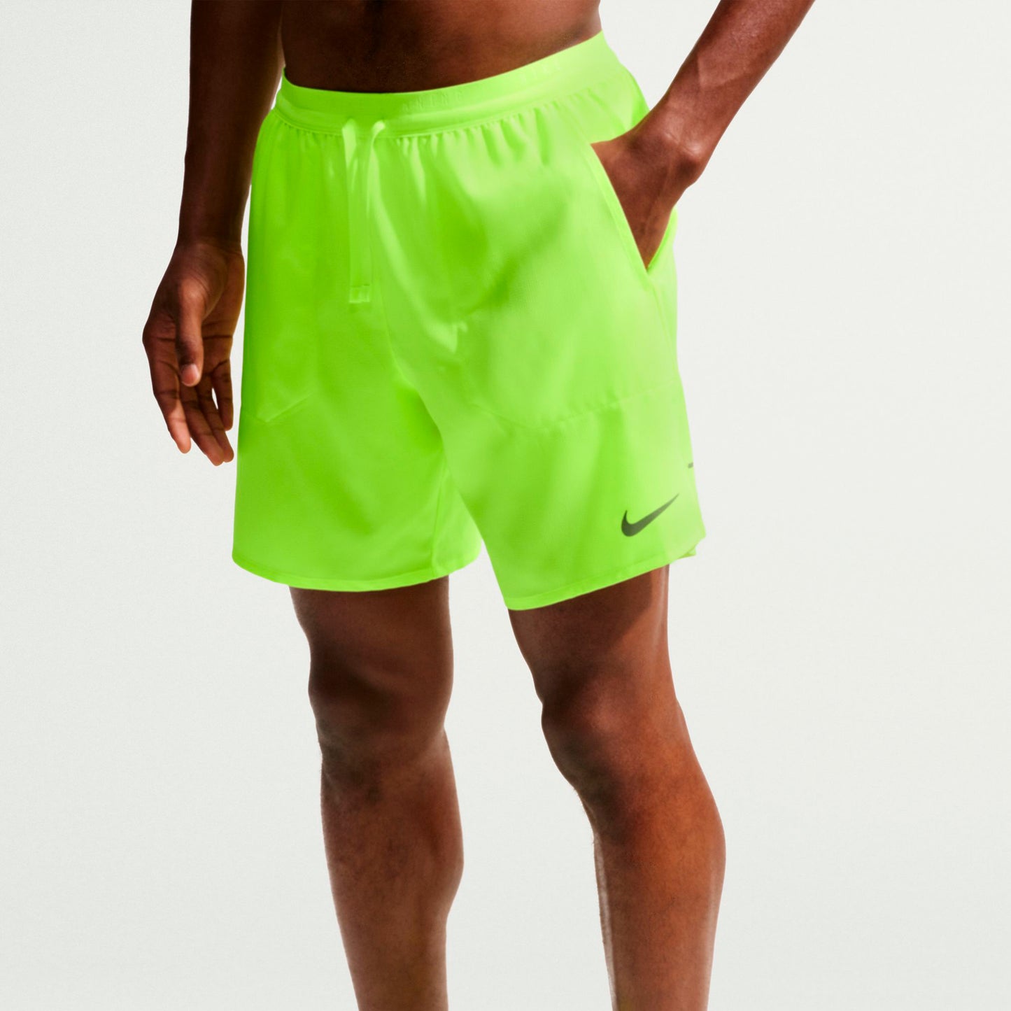 Nike STRIDE 7IN Spodenki do biegania Mężczyźni - neonowy żółty, srebrny