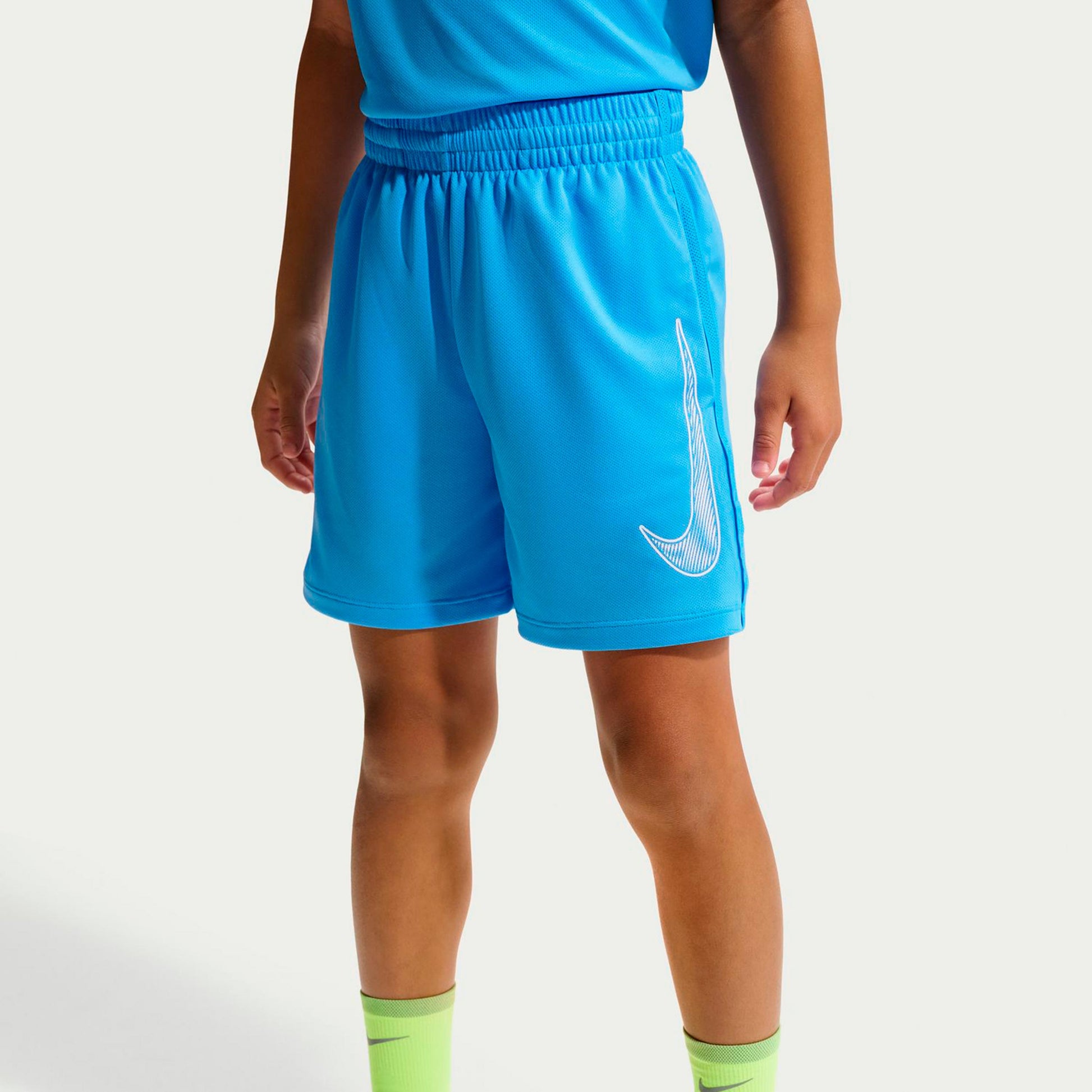 Nike Dri-Fit Multi Szorty Chłopcy-jasnoniebieski