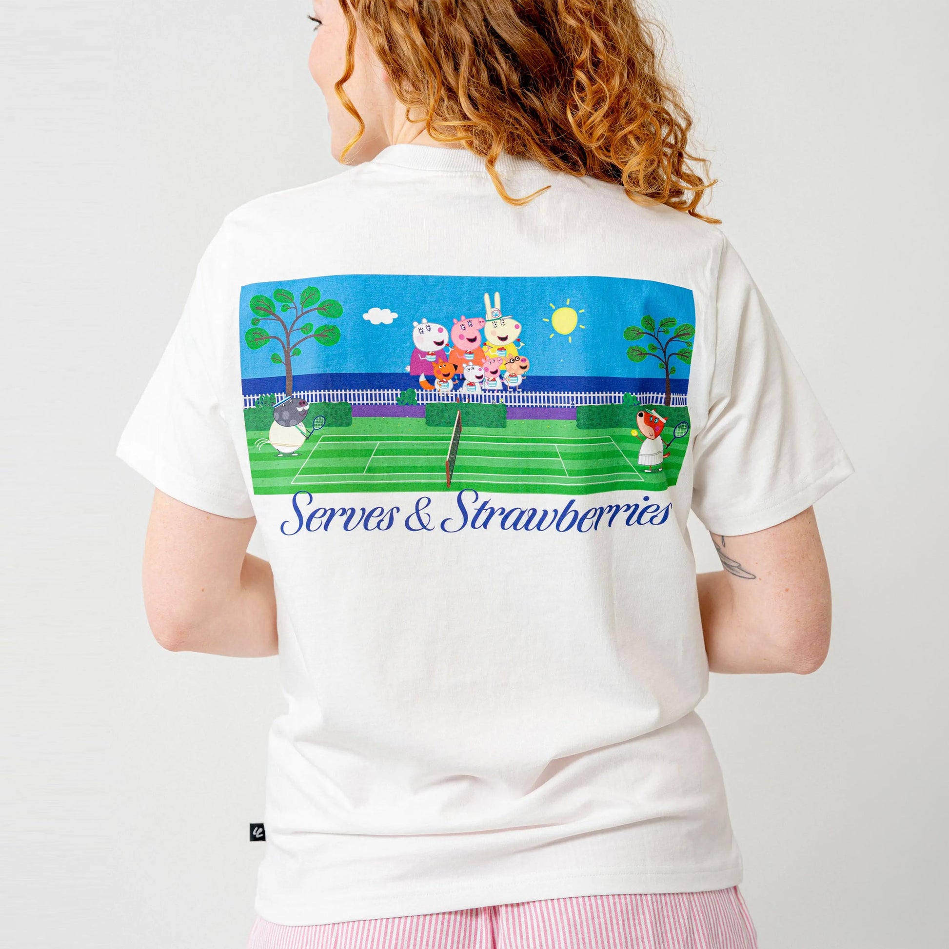 Lobster & Lemonade Peppa Pig Serves & Strawberries – '94 Campus Koszulka Unisex - biały