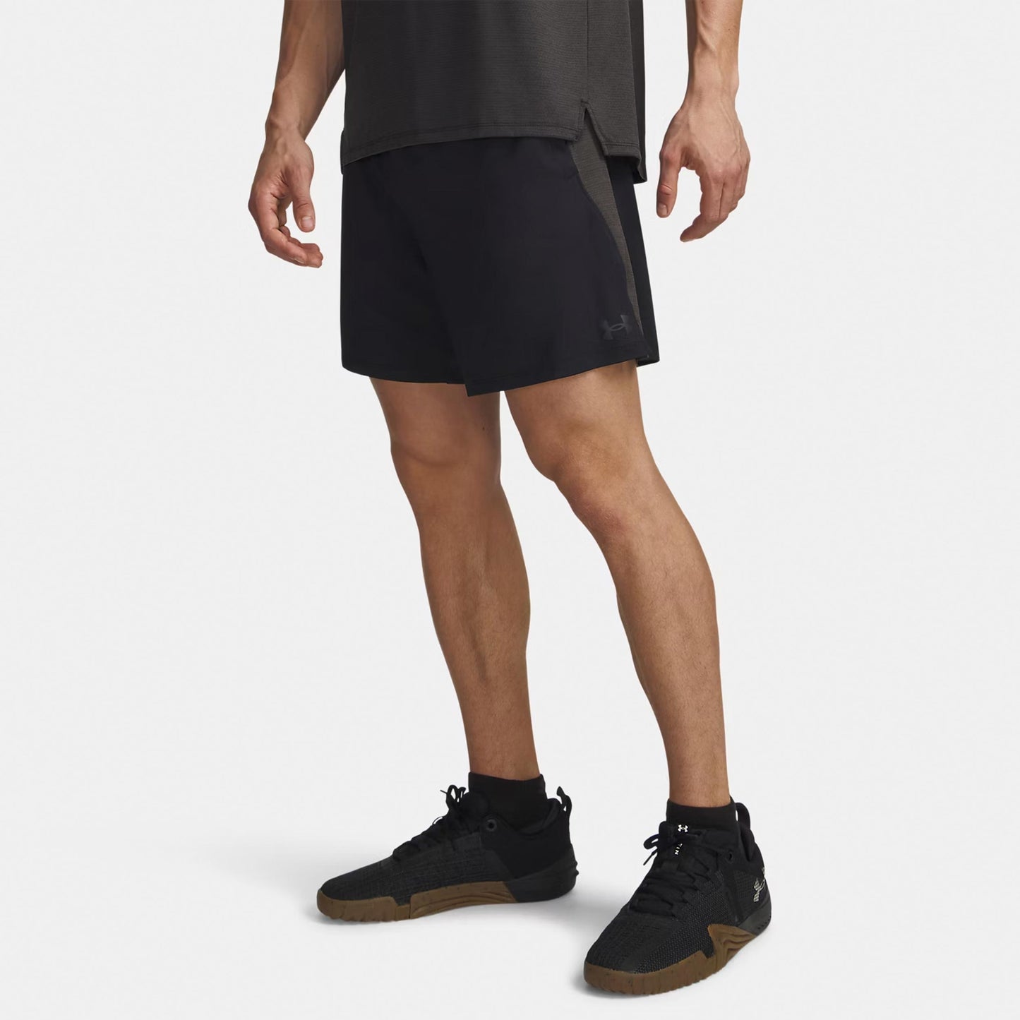 Under Armour Tech Vent 7in   Szorty Mężczyźni - czarny, ciemnoszary