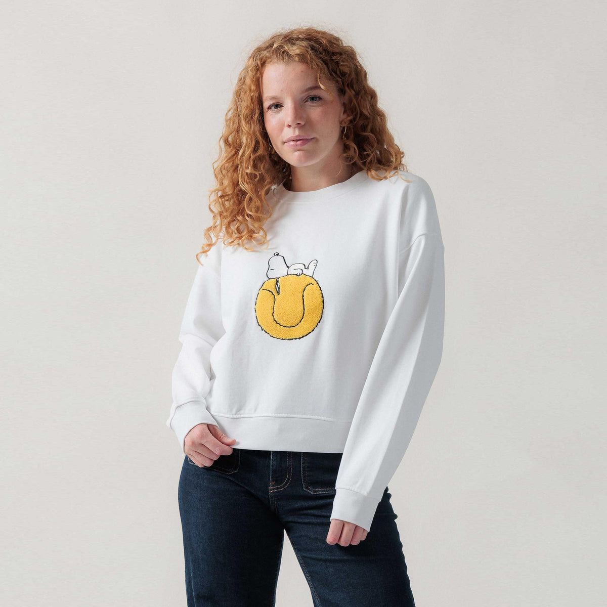 Lobster & Lemonade Snoopy Tennisball – '90 Short Bluza Unisex - biały