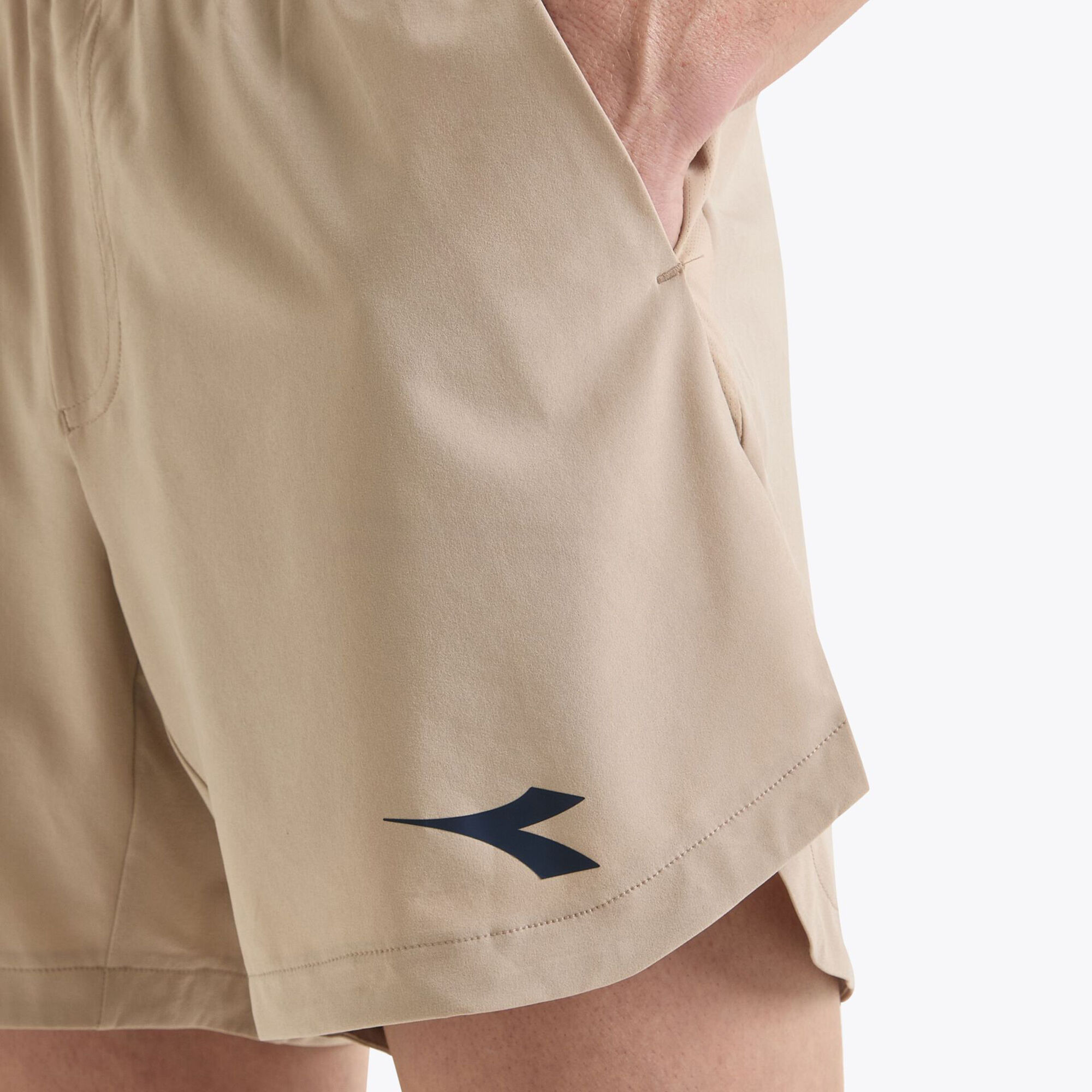 Diadora