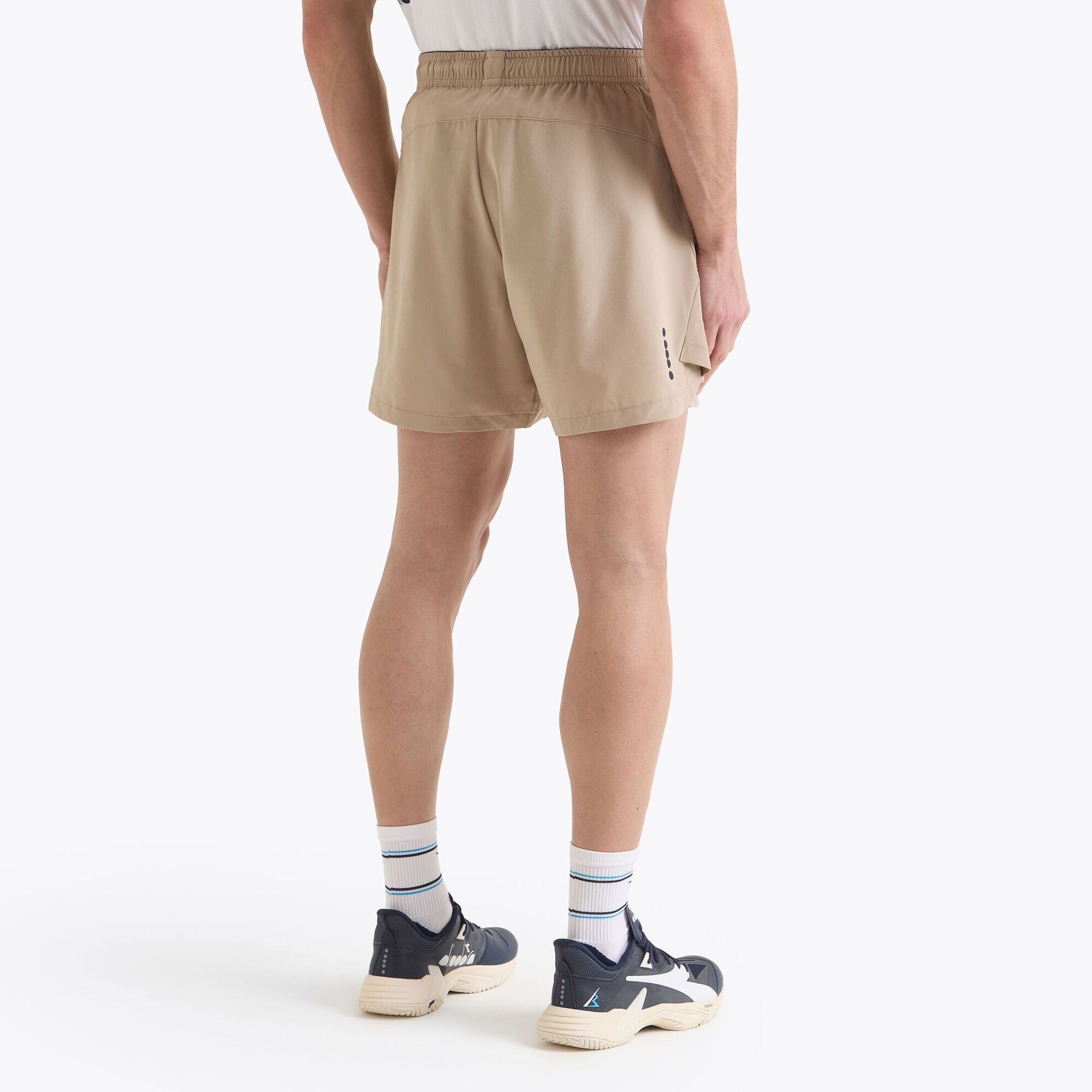Diadora