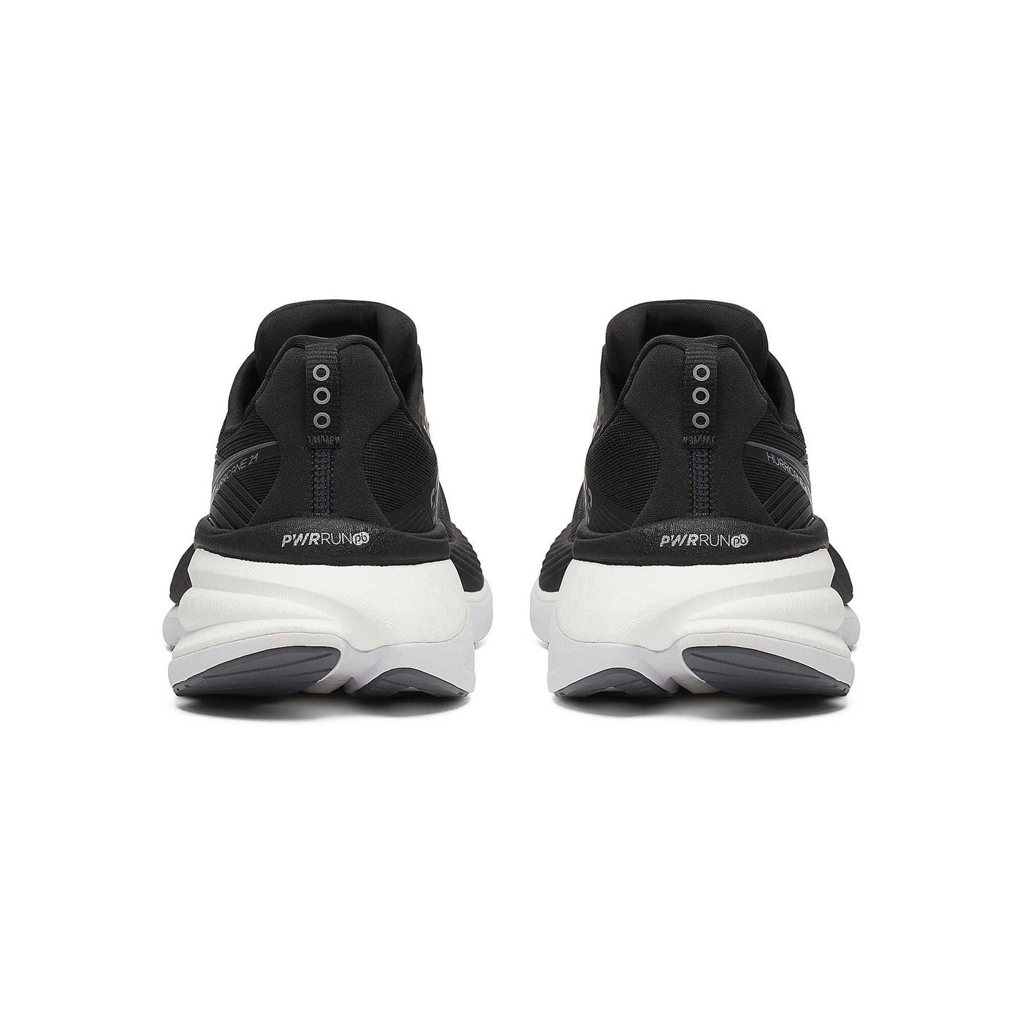 Saucony