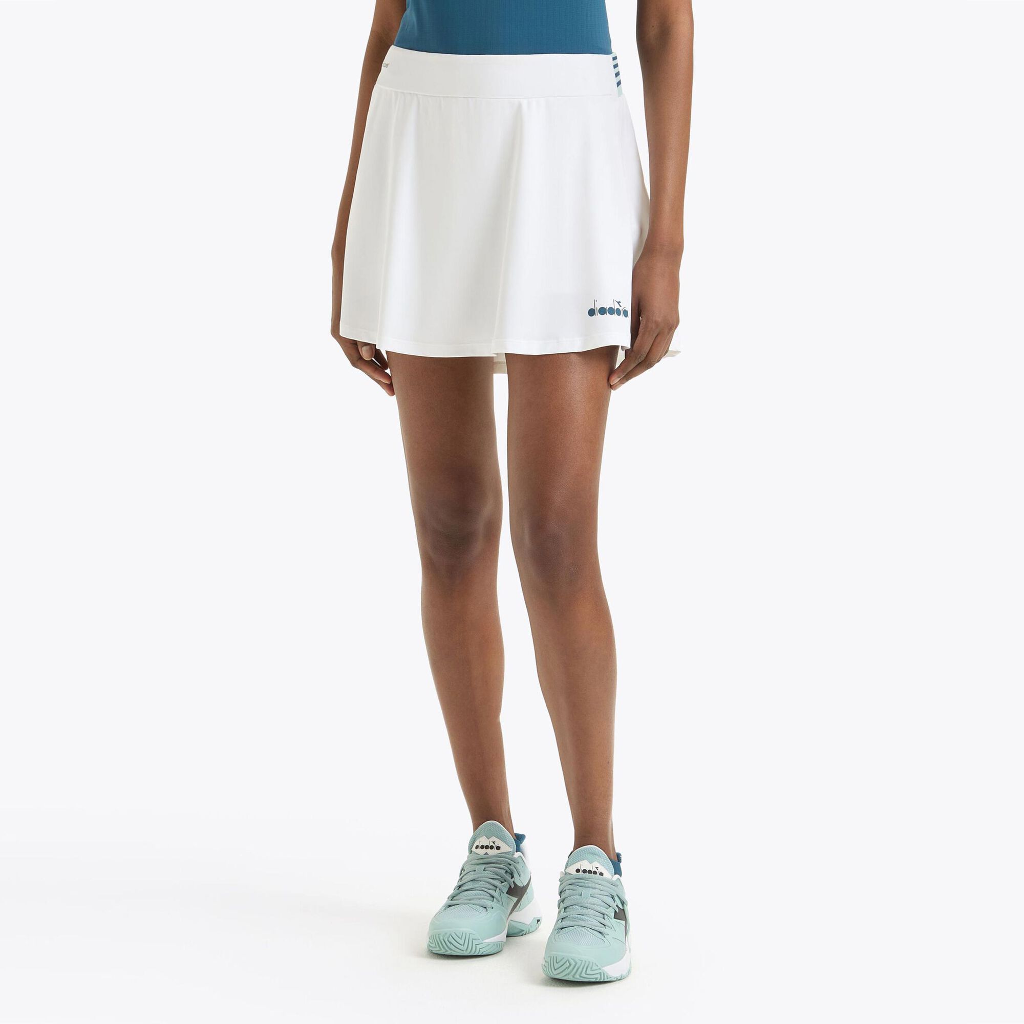 Diadora