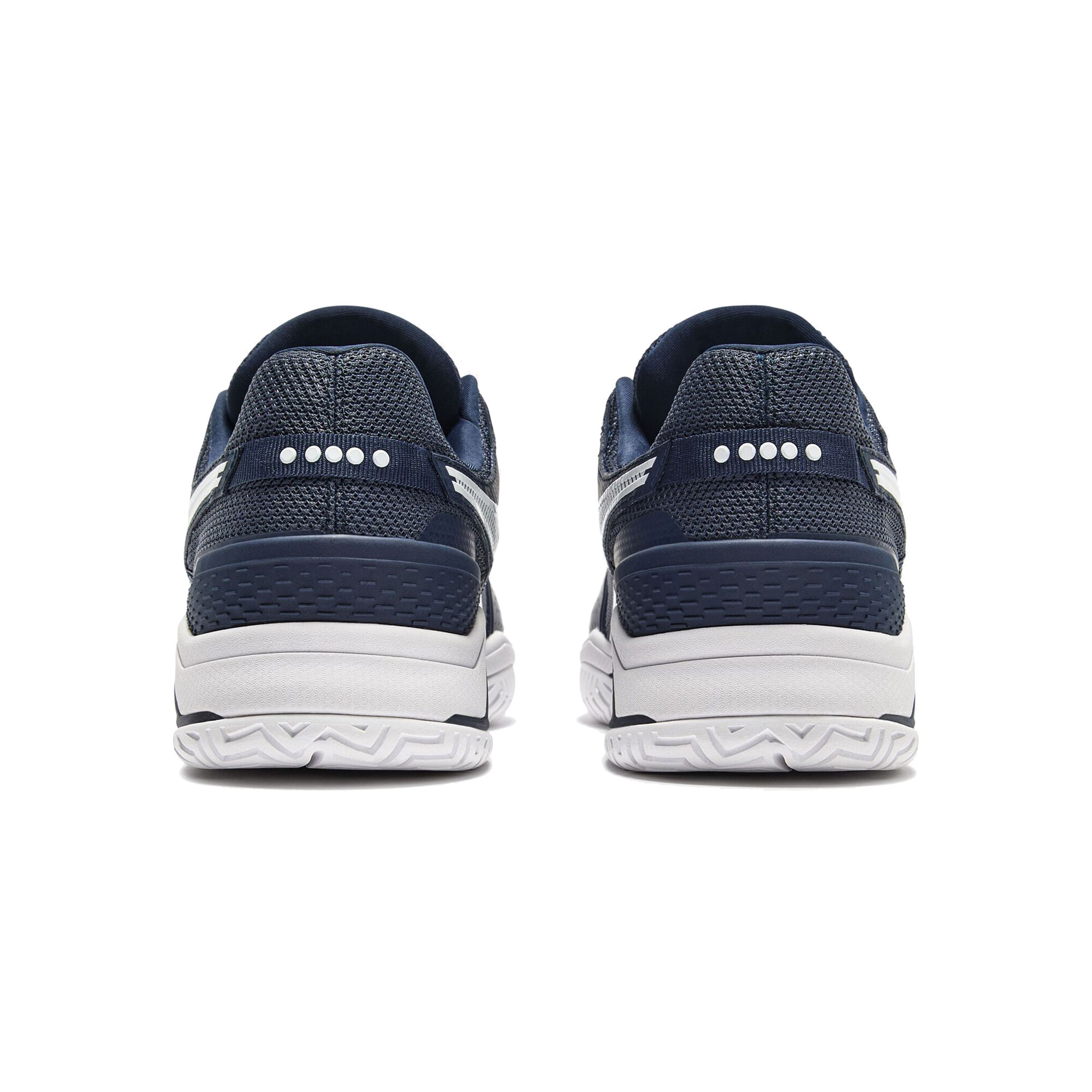 Diadora