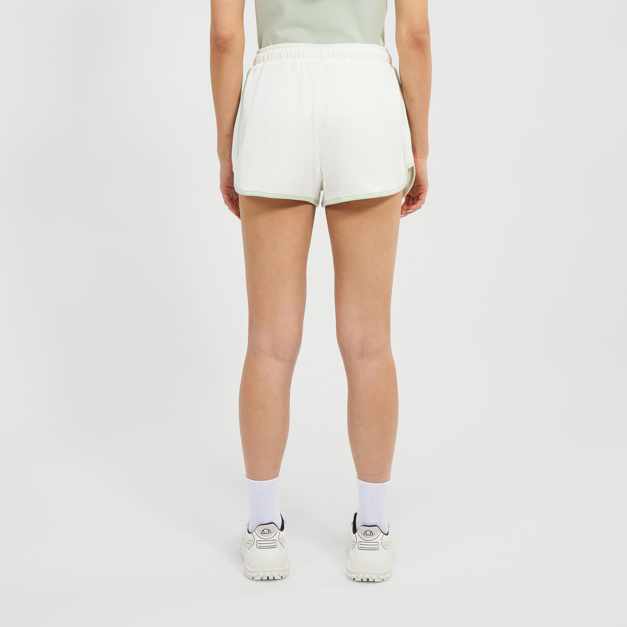 Ellesse
